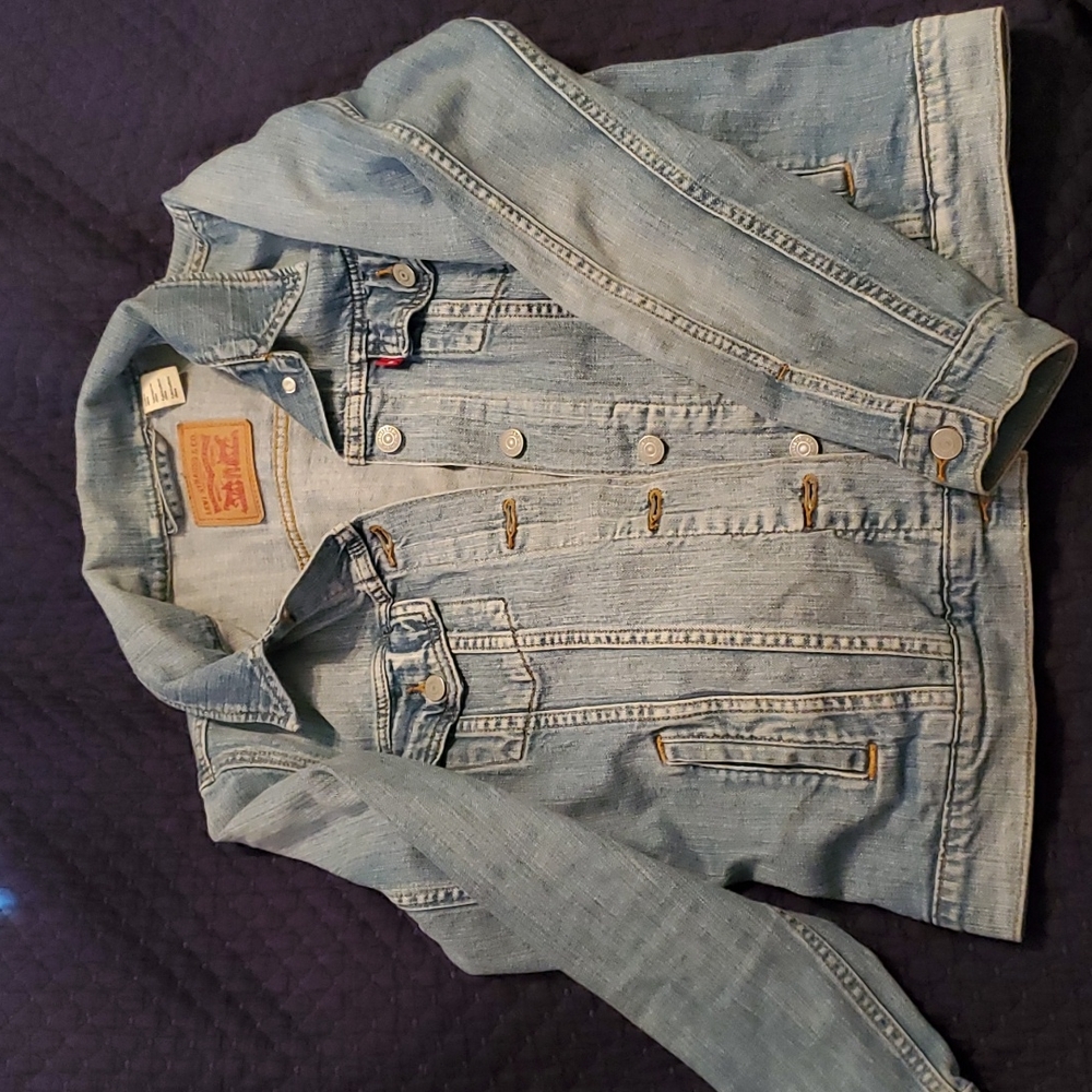 NWT Levi’s original trucker jacket